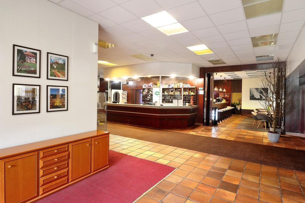Hotel Adamantino 3*